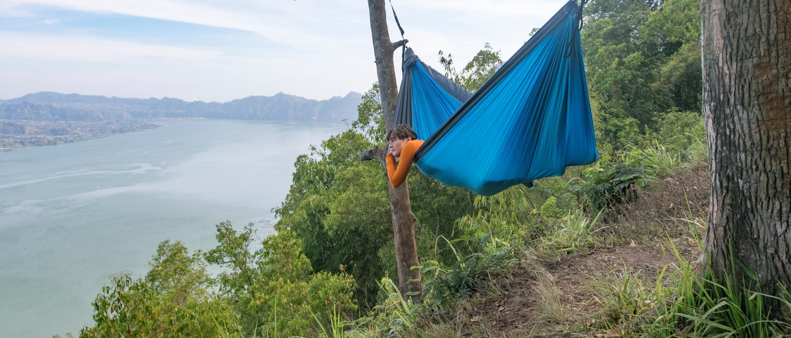 Meet the big-hearted Balinese brand that’s been making top-quality parachute nylon hammocks since the 90s.