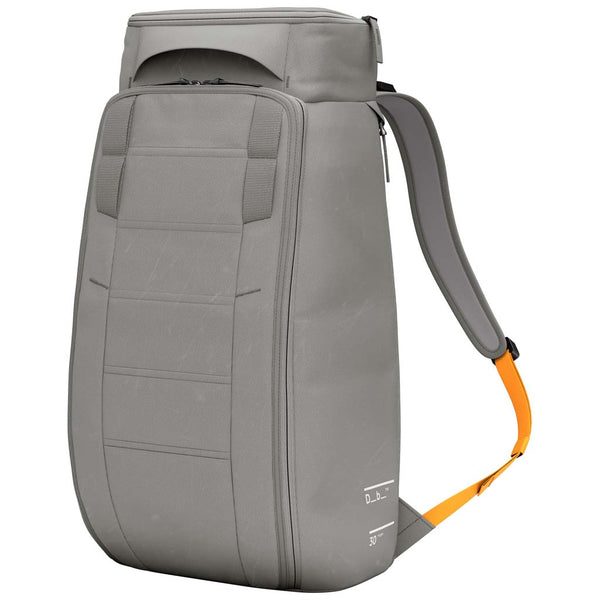 Hugger Backpack 30 Db Journey 1000176009001 Backpacks 30L / Sand Grey